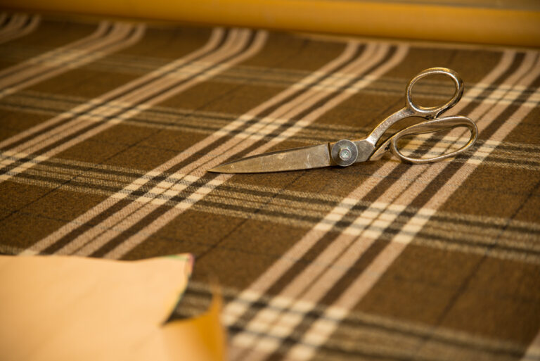 scisors for fabric cutting