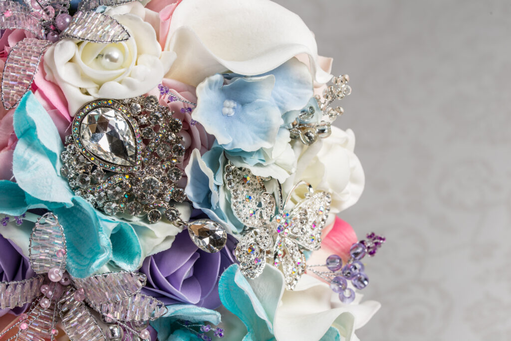 broach bouquet