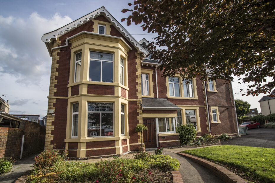 heathfields exterior